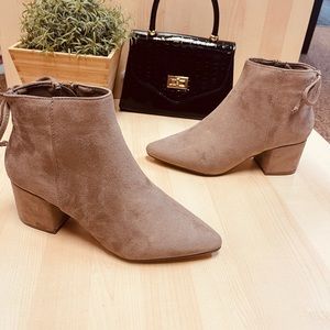 Nude ankle boots